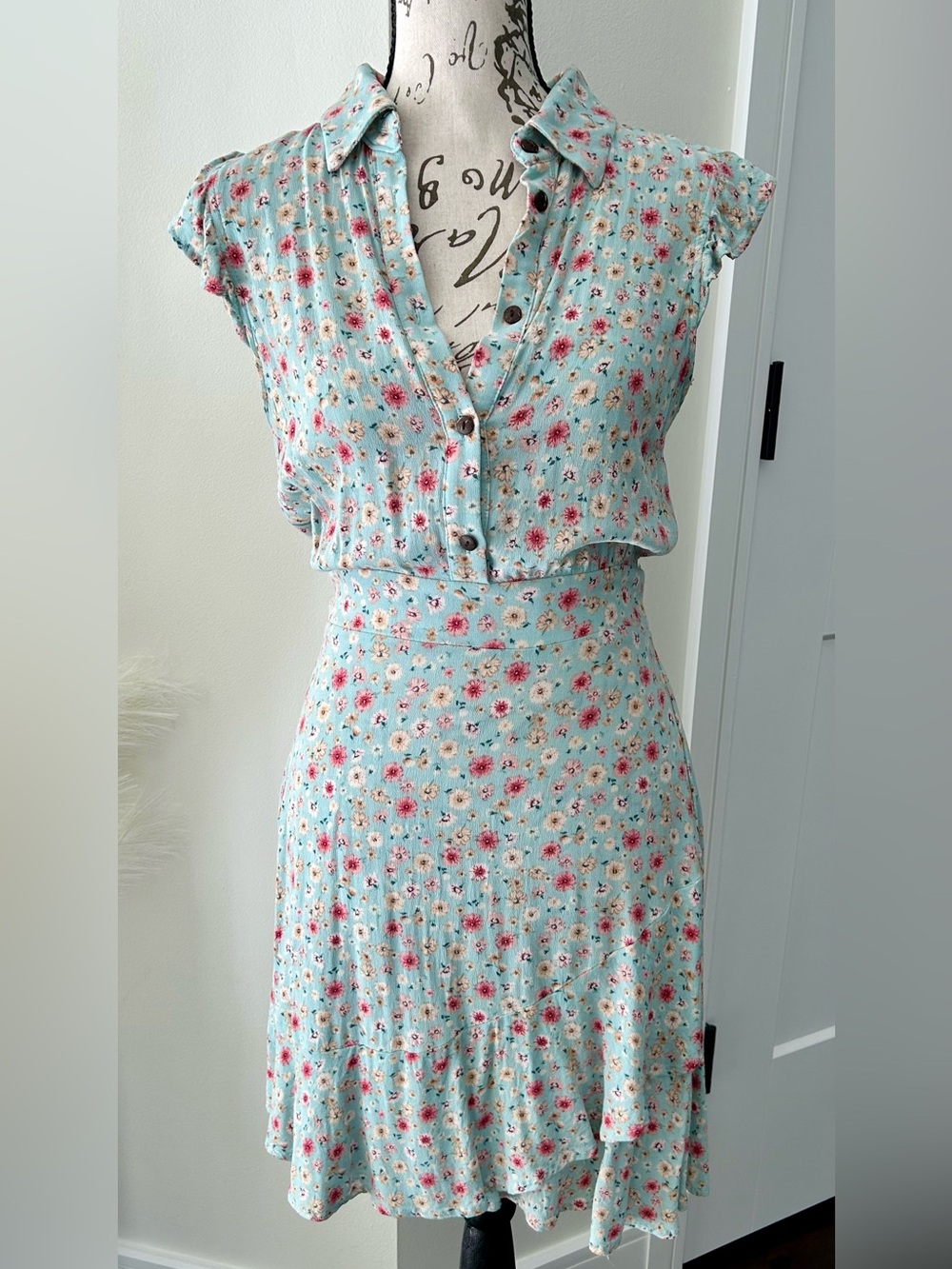Vtg Floral Cottage-Coquette Mini Shirt Dress (EUC)